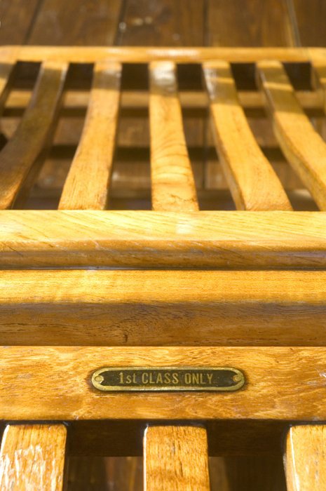 1st_class_deckchair